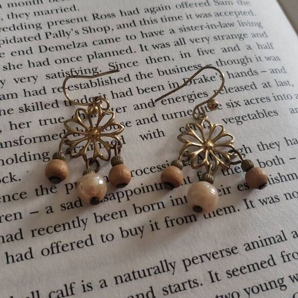 Golden Sun Flower Earrings - Picture 1 of 3
